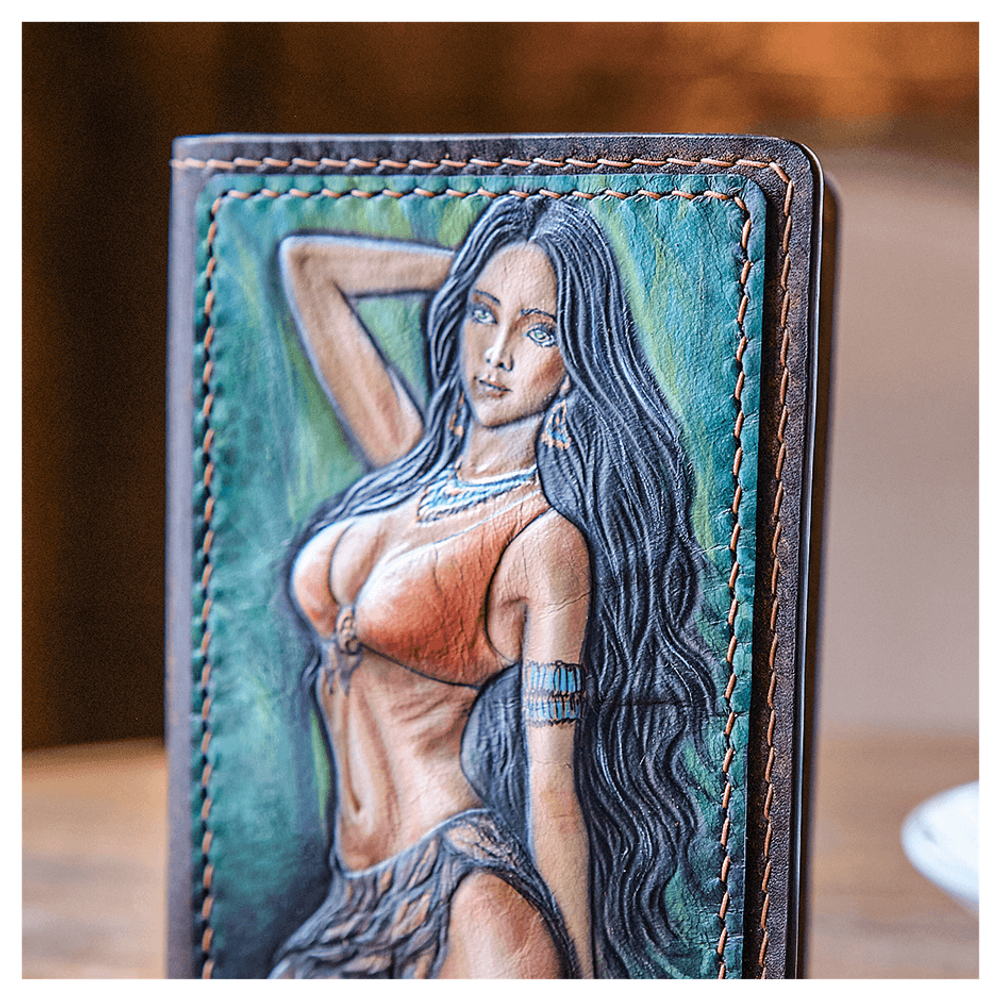 Кожаная обложка на паспорт «Шаманка» (фигура)