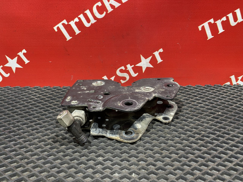 Замок кабины правый 2018г