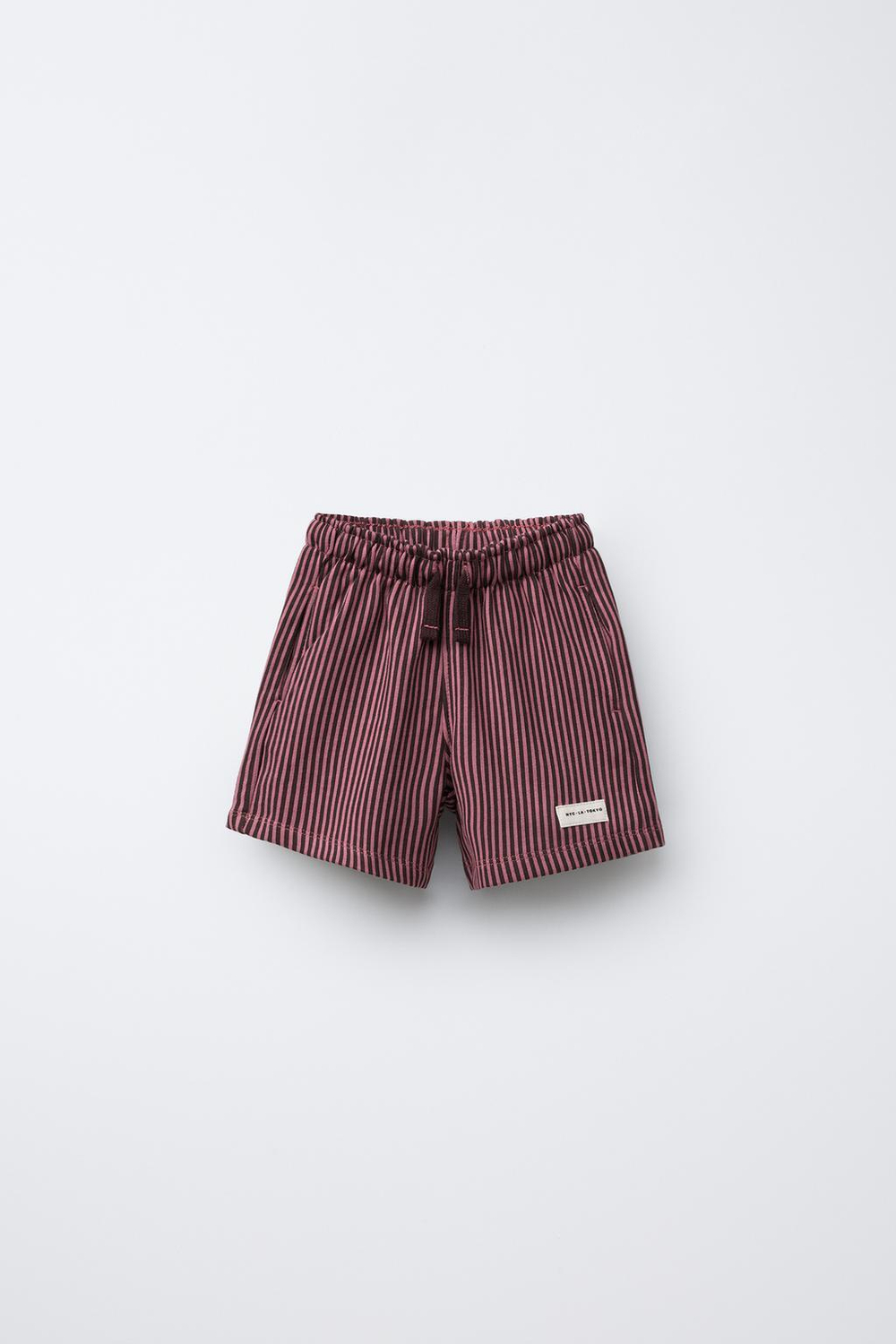 ZARA ШОРТЫ ИЗ МЯГКОЙ ТКАНИ В ПОЛОСКУ С НАШИВКОЙ, ТЕМНО-РОЗОВЫЙ