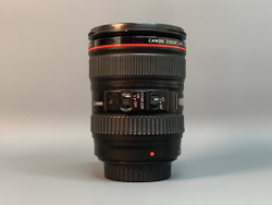 Canon EF 24-105mm f/4L IS USM царапка на передней линзе