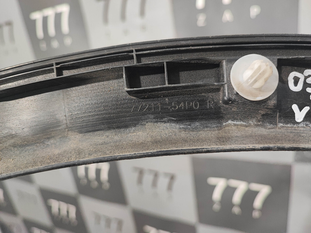 Накладка крыла заднего правого Suzuki Vitara 2 14-нв Б/У Оригинал 7721154P0