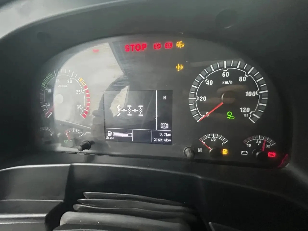 SITRAK C7H 6x4 Седельный тягач ZZ4256V364HE (Дизельный, 12,4 л, 540 л.с., МТ)