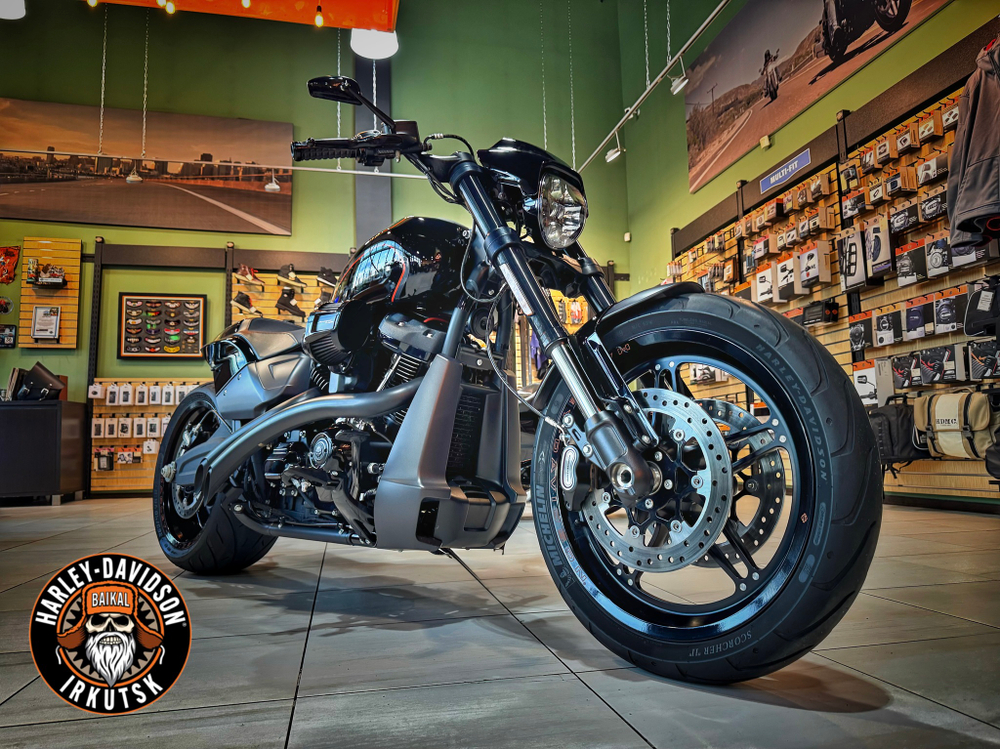 Мотоцикл Harley-Davidson® FXDR™ 114
