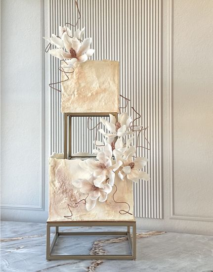 Свадебный торт с квадратными ярусами