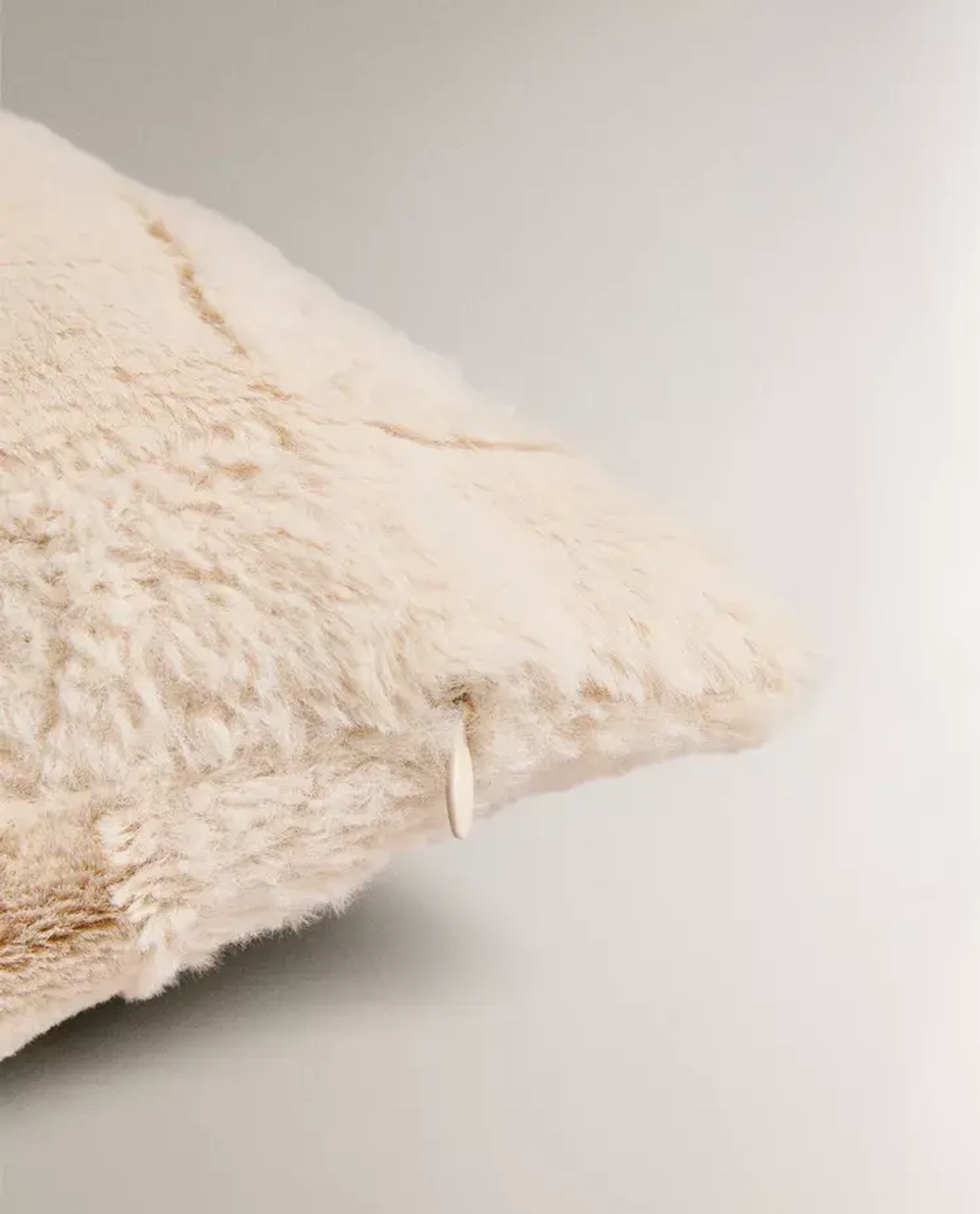 ZARA HOME НАВОЛОЧКА ДЛЯ ДЕКОРАТИВНОЙ ПОДУШКИ ИЗ ИСКУССТВЕННОГО МЕХА В КЛЕТКУ, ПЕСОЧНЫЙ