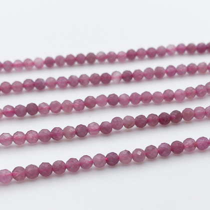 Турмалин граненый бусины, диаметр 3-3,2 мм, цена за отрезок 19 см (1/2 нити)