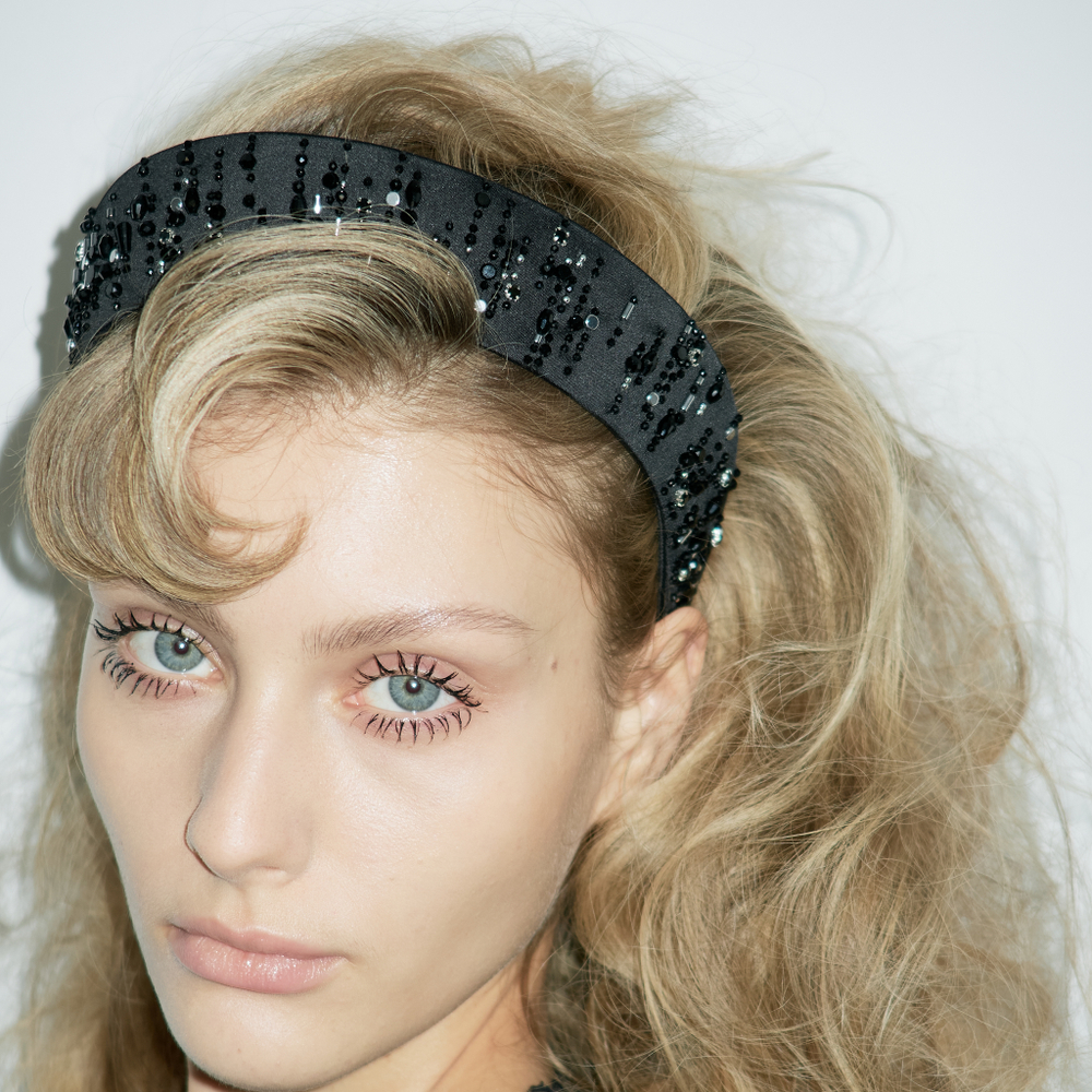 Кокошник S с черным декором