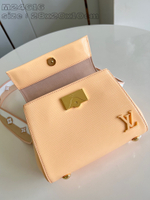 Louis Vuitton Cluny BB
