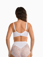 Бюстгальтер OIRO Holly с формованными чашками на стане