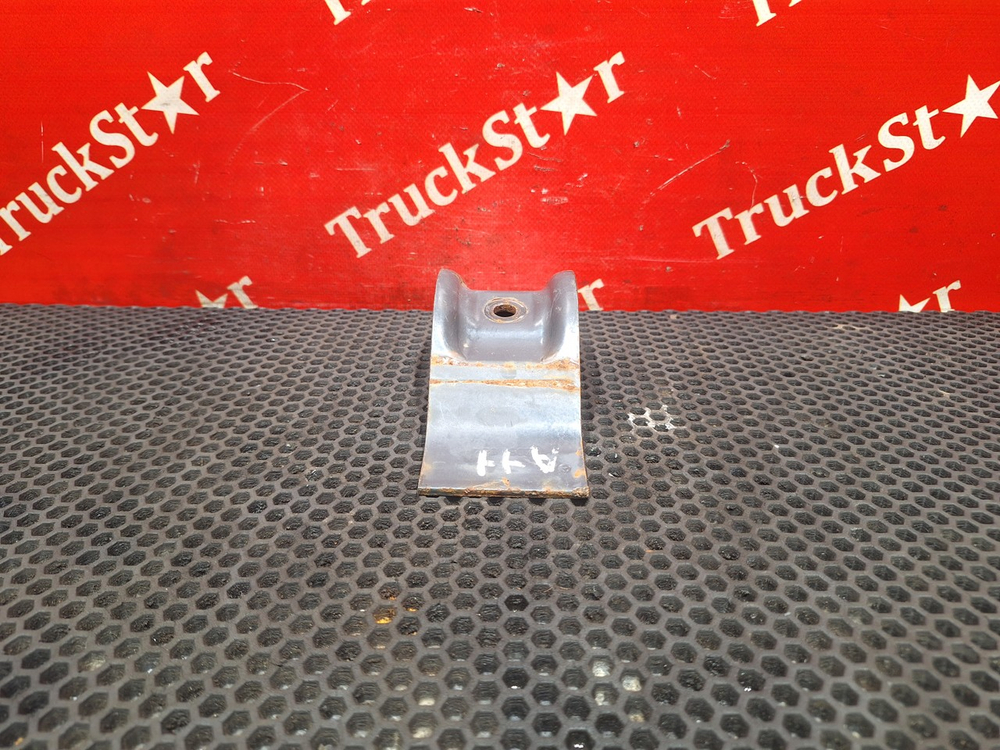 Кронштейн крыла заднего 2018г.