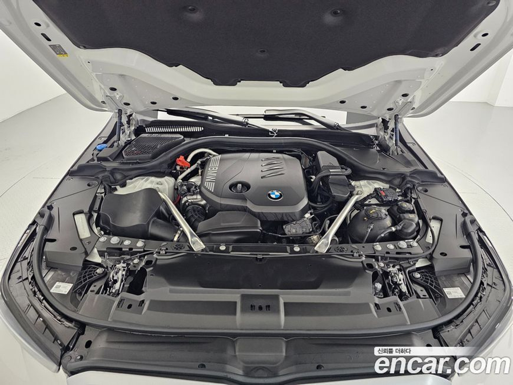 BMW 5 Series (G60) 523d M Sports (02.2024)