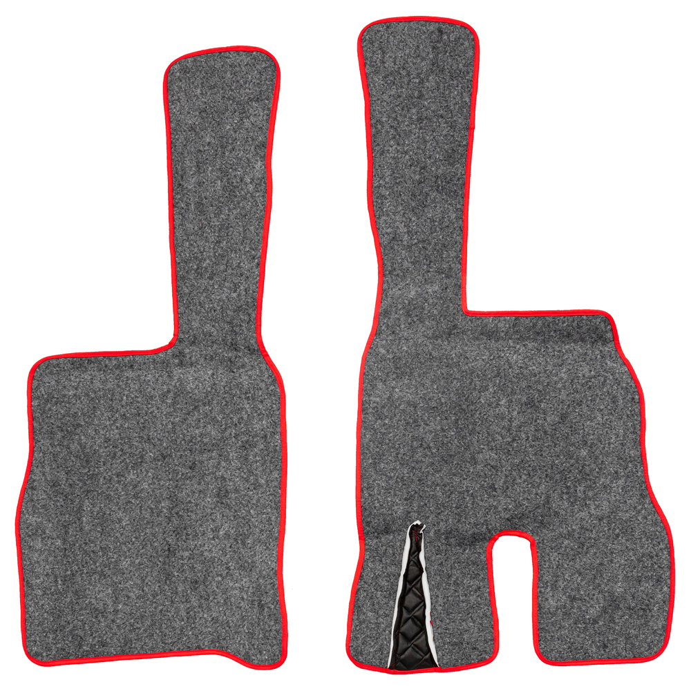 Ковры VOLVO FM до 2008 года (экокожа, черный, красный кант, красная вышивка)