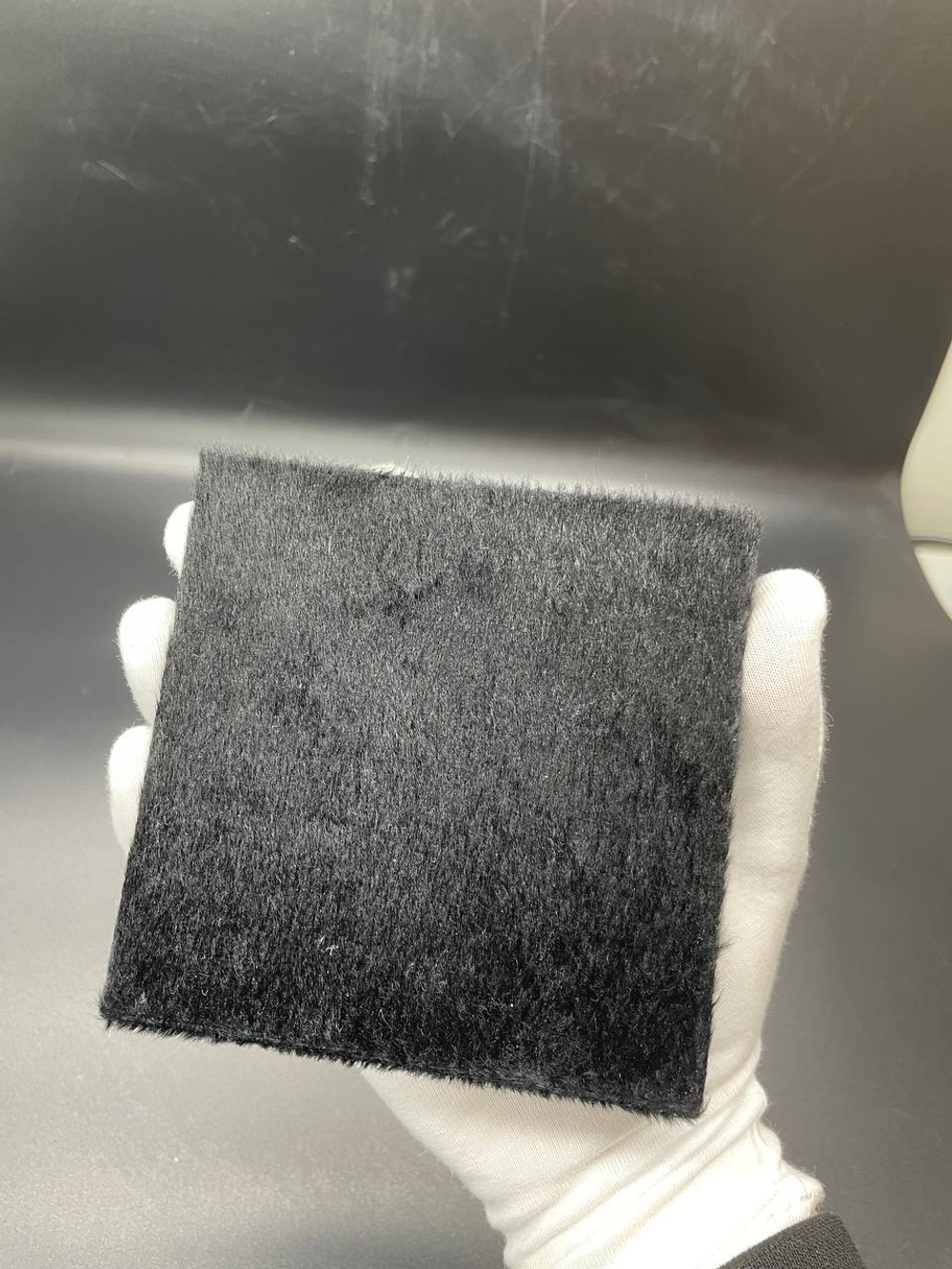 Подставка каменная белая