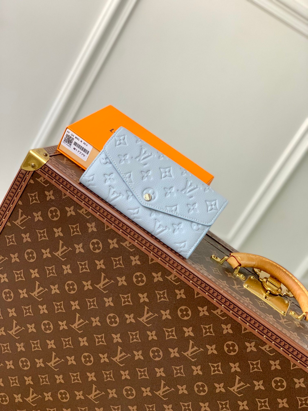 Louis Vuitton Sarah Wallet
