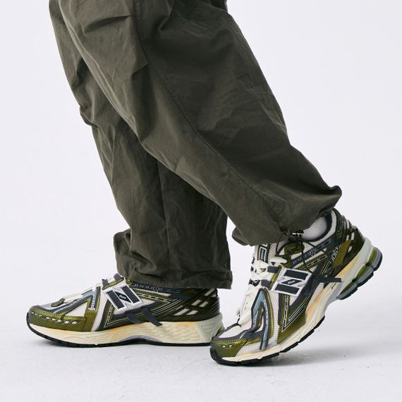 New Balance 1906A Беговые кроссовки Низкие Оливково-зеленые Унисекс