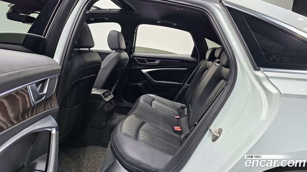Audi A6 (C8) 45 TFSI Premium (07.2021)
