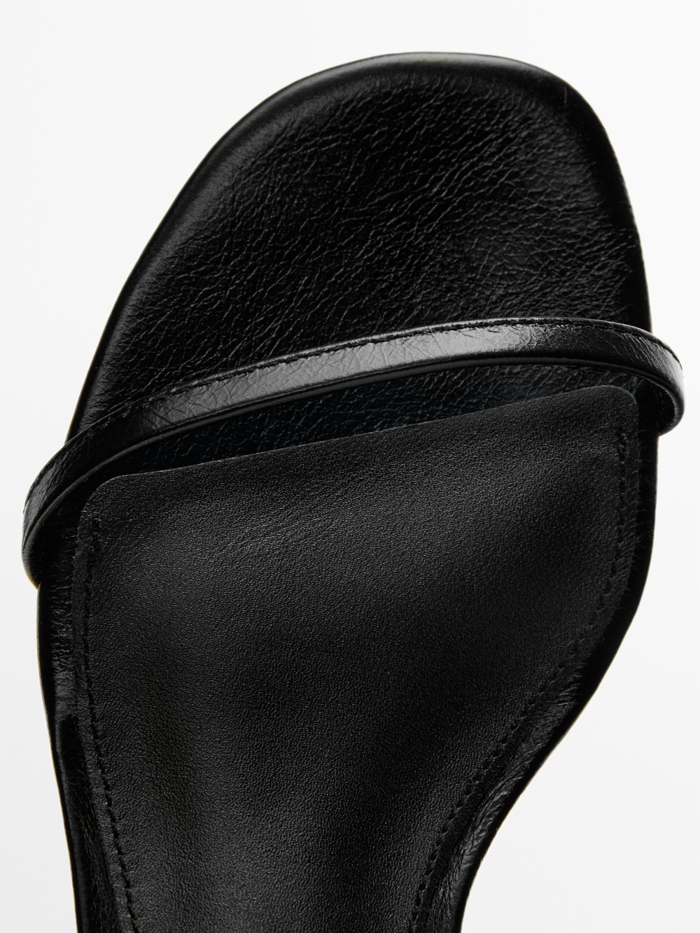 Massimo Dutti Кожаные сандалии на средней танкетке с ремешками, черный