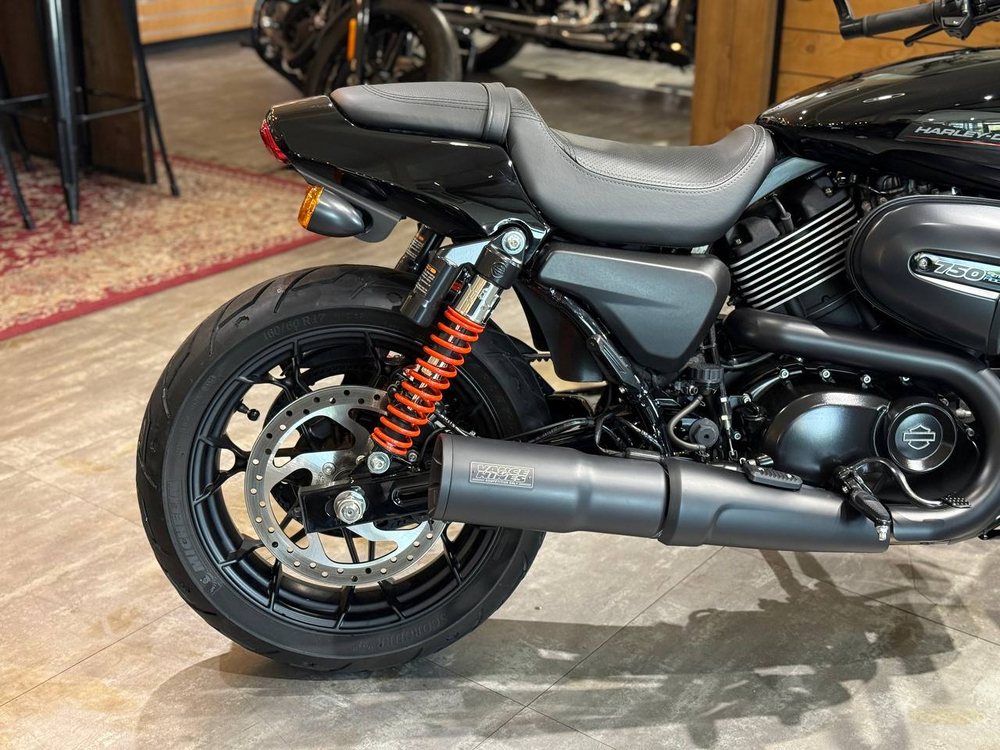 Harley-Davidson Street Rod, 2020 Black