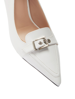 Женские туфли кожаные белые с пряжкой у носка