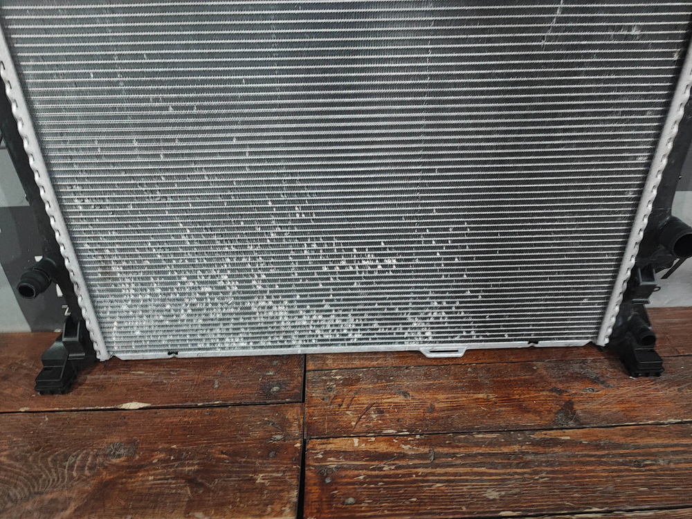 Радиатор двигателя Mercedes A-Class (W176) 12-18 Б/У Оригинал A2465001303