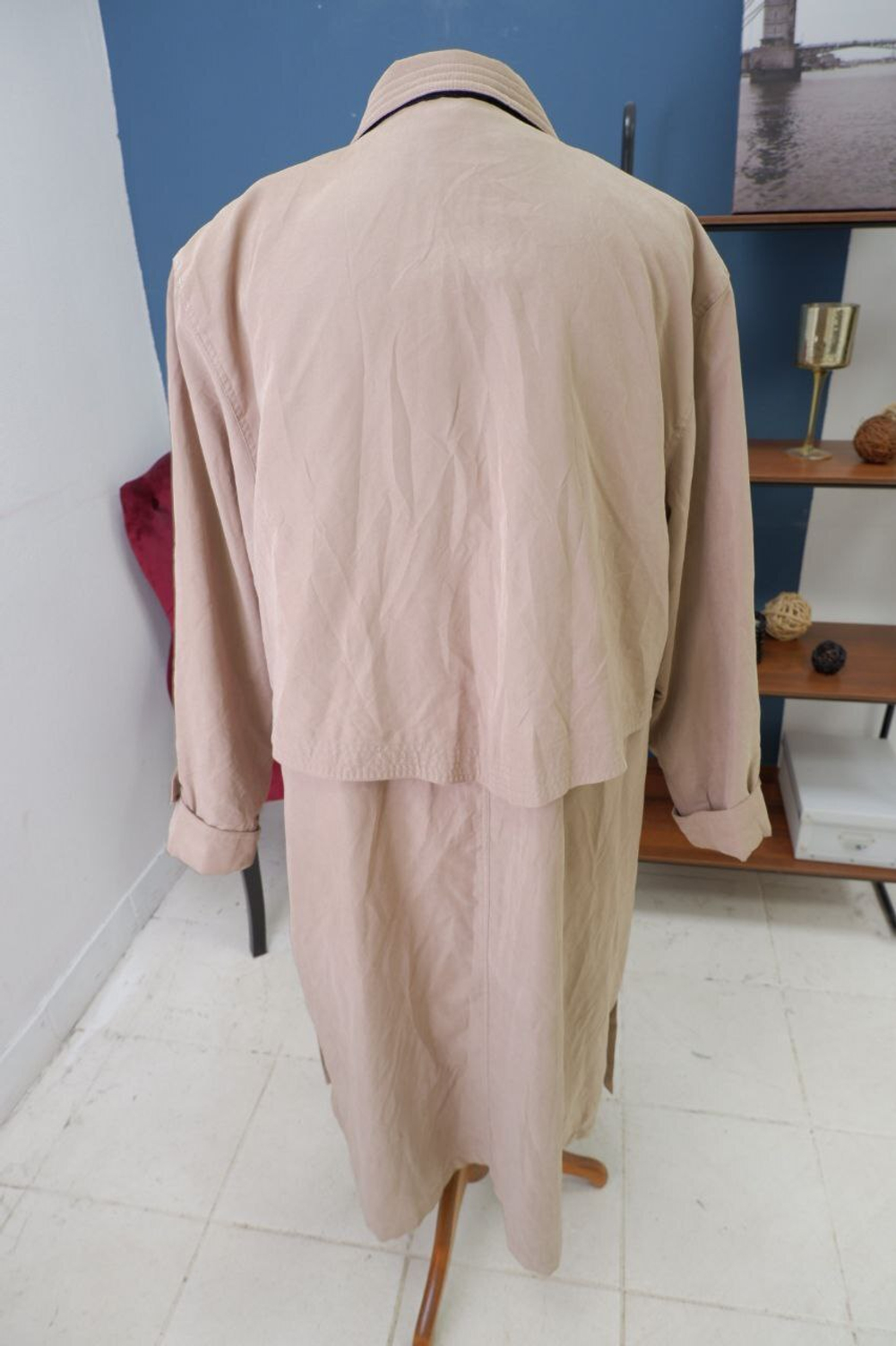 Плащ C&A светлый 56 размер