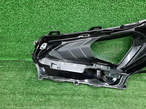 Стекло фары правое Lexus NX 1 (2017-2021)