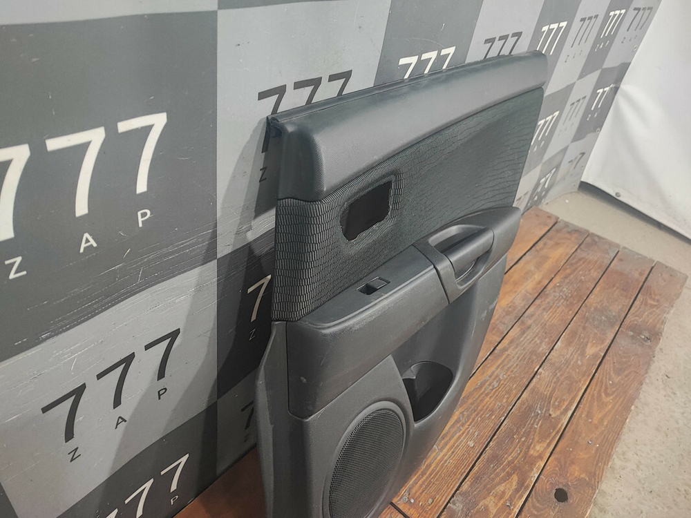 Обшивка двери задней правой (дверная карта) Mazda 3 (BK) 06-09 Б/У Оригинал BP4K68520