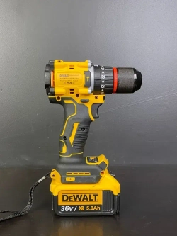 DeWalt Дрель-шуруповерт, 36 В, 90 Нм, 2 АКБ