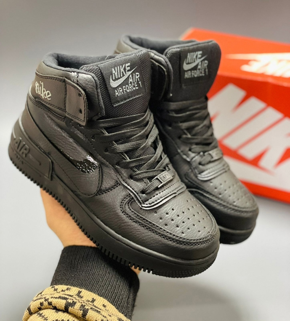 Кроссовки Nike Air Force 1 - зимние