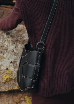 POLENE СУМКА NODDE HOBO, ЧЕРНЫЙ