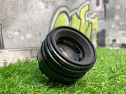 Zenit Helios-44 2/58mm
