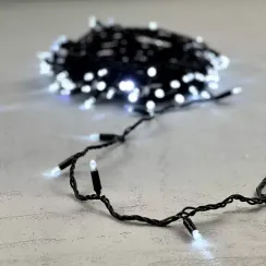Светодиодная гирлянда с колпачком 100 холодных белых LED ламп 10 м., мерцание, 220-230 В., черный провод ПВХ, IP65, LTC (PST100BLWCAP-11-2W)