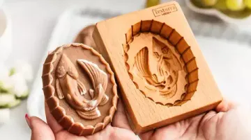 Рыба колесом - символ тверских пряников