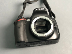 Nikon D5100 Kit 18-55mm 14.000 кадров
