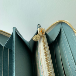 Louis Vuitton Zippy Wallet