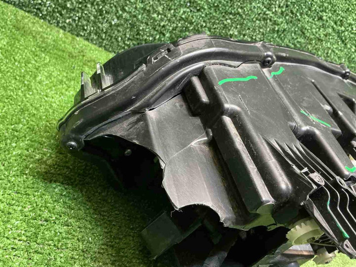 Битая Фара левая Zeekr X (2023-н.в.) LED