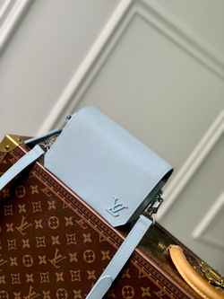 Louis Vuitton Fastline Wearable Wallet