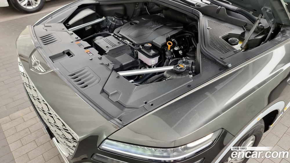 Genesis GV80 2.5T Бензин 2WD (06.2024)