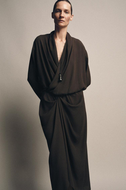 ZARA ПЛАТЬЕ СО СБОРКАМИ — ZW COLLECTION, КОРИЧНЕВЫЙ