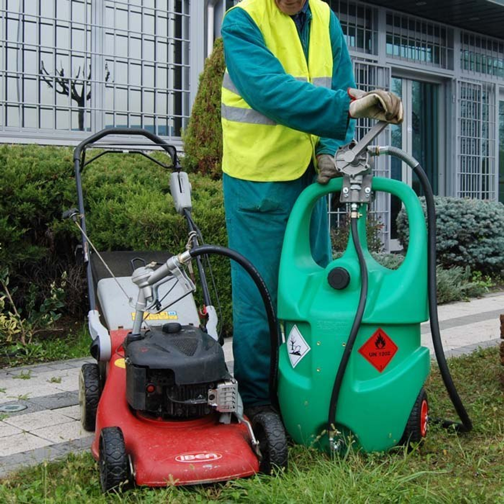 Мобильная АЗС Emilcaddy (110л, ручной насос) ИТАЛИЯ