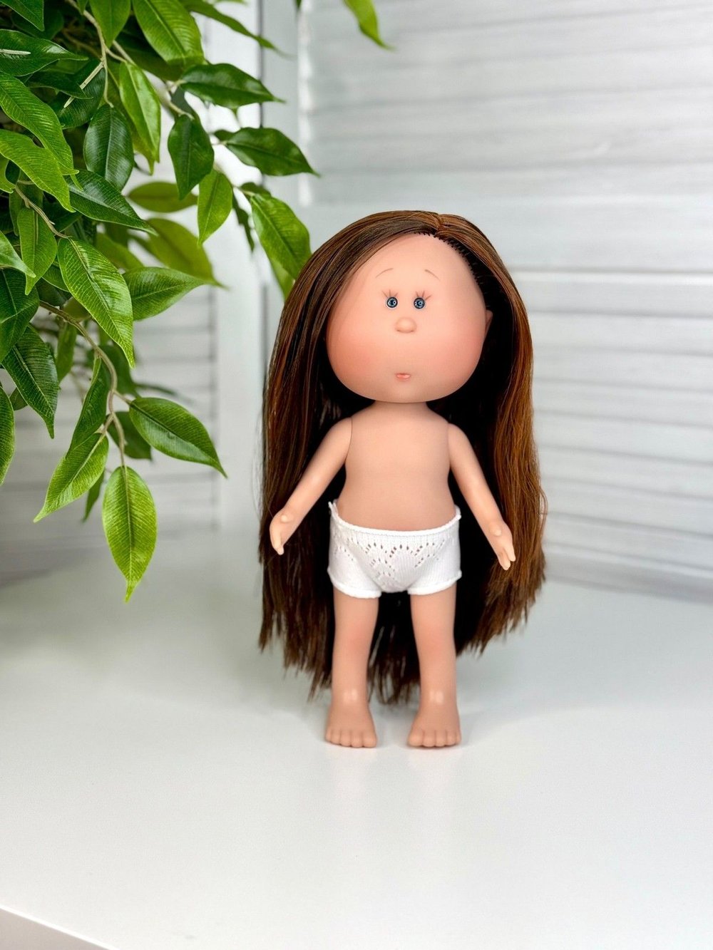 Кукла Nines виниловая 30см MIA без одежды (3000W3A2)