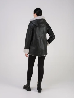 Дубленка зимняя натуральная с капюшоном