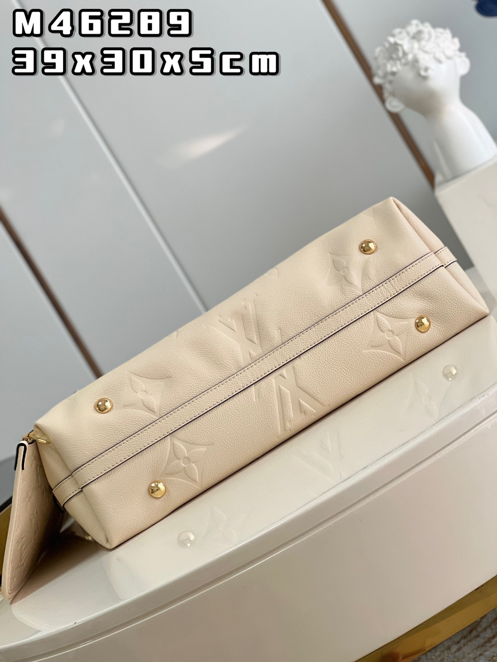 Louis Vuitton CarryAll MM