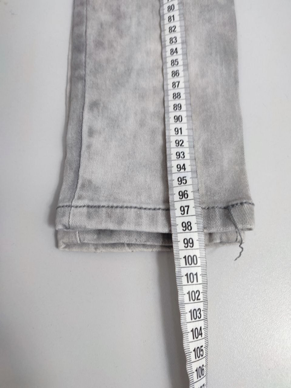 Джинсы Stradivarius базовые 44 размер