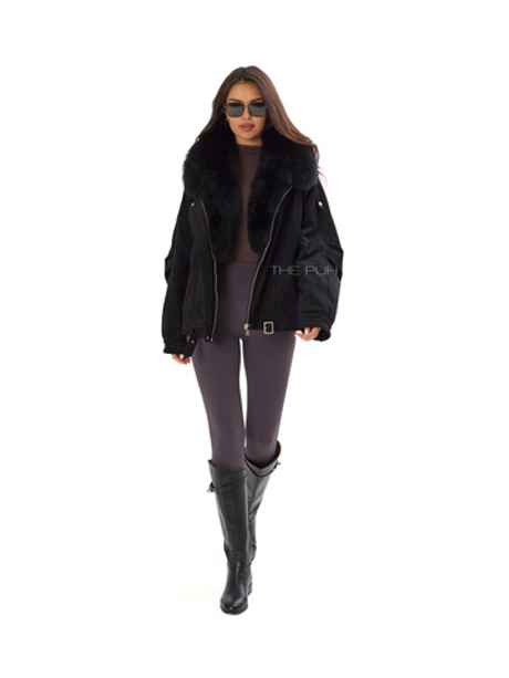 Черный пуховик из эко-замши с мехом