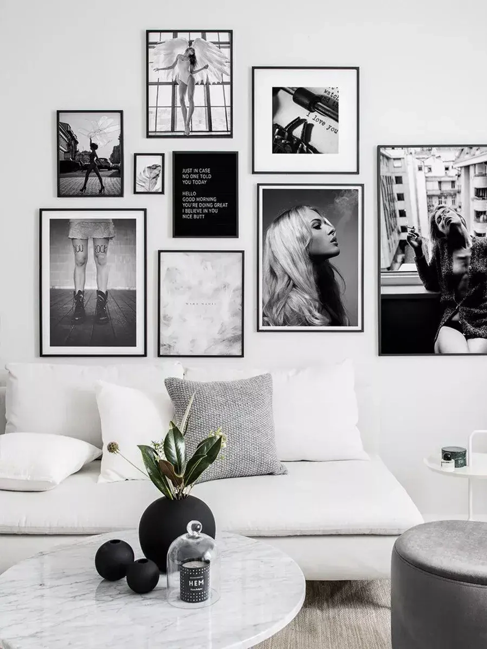 Металлическая рамка 33х49 см