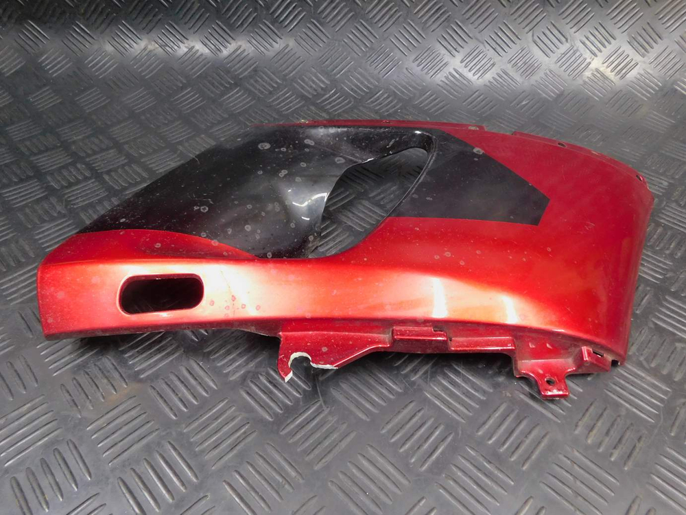 Пластик боковой правый Kawasaki ZZR 400 98 053067