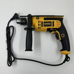 Дрель ударная электрическая DeWALT 650W с регулировкой оборотов. DWD014S