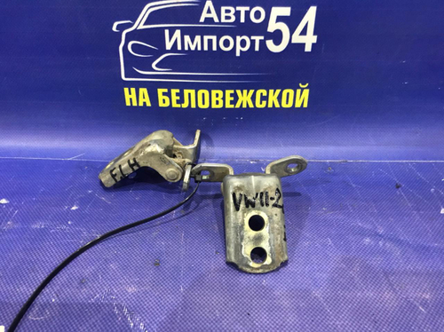 Петля двери передней левой NISSAN EXPERT 2001