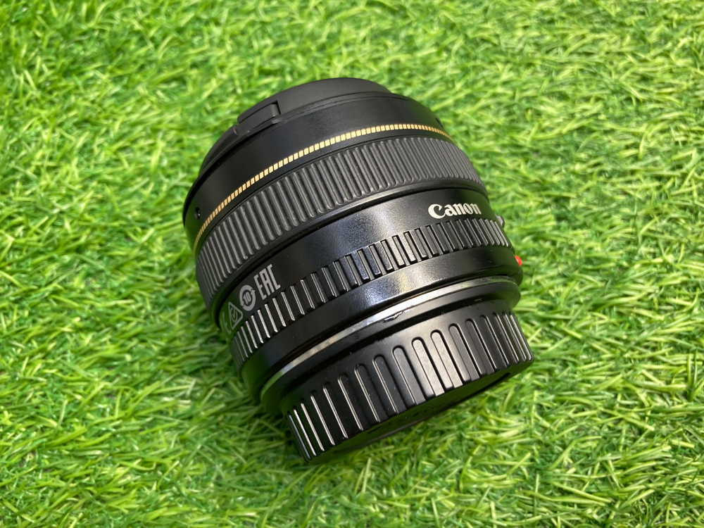 Canon EF 50mm 1.4 USM